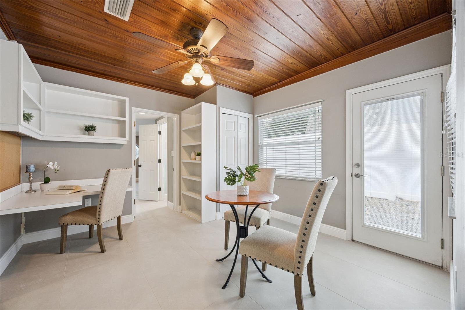 MINNEHAHA SHORES - Residential