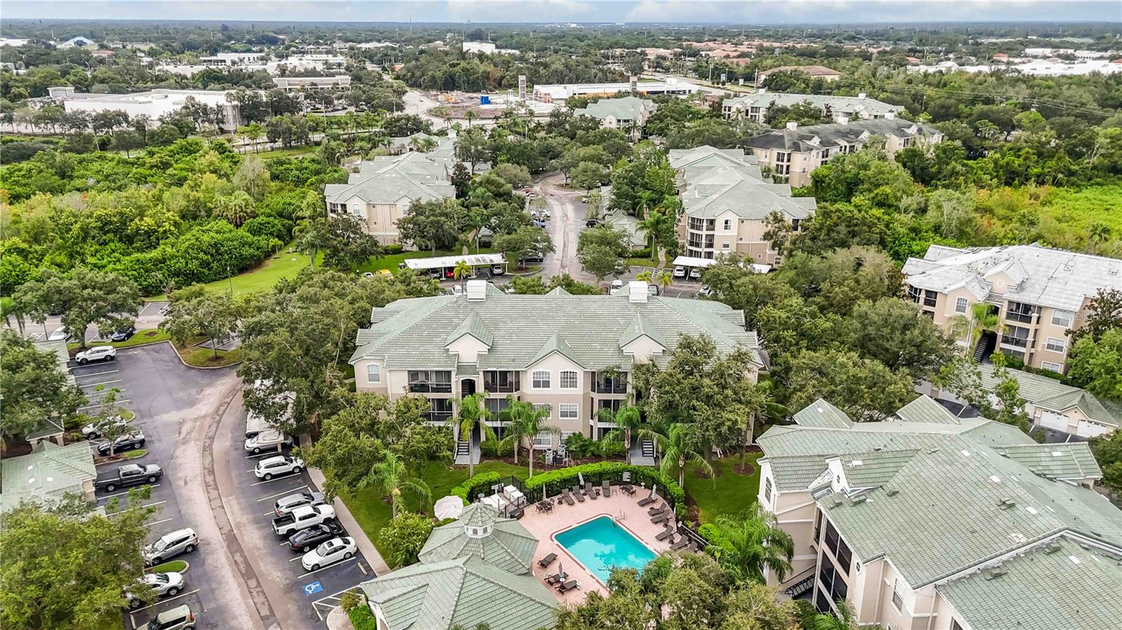 SERENADE ON PALMER RANCH - Residential Lease