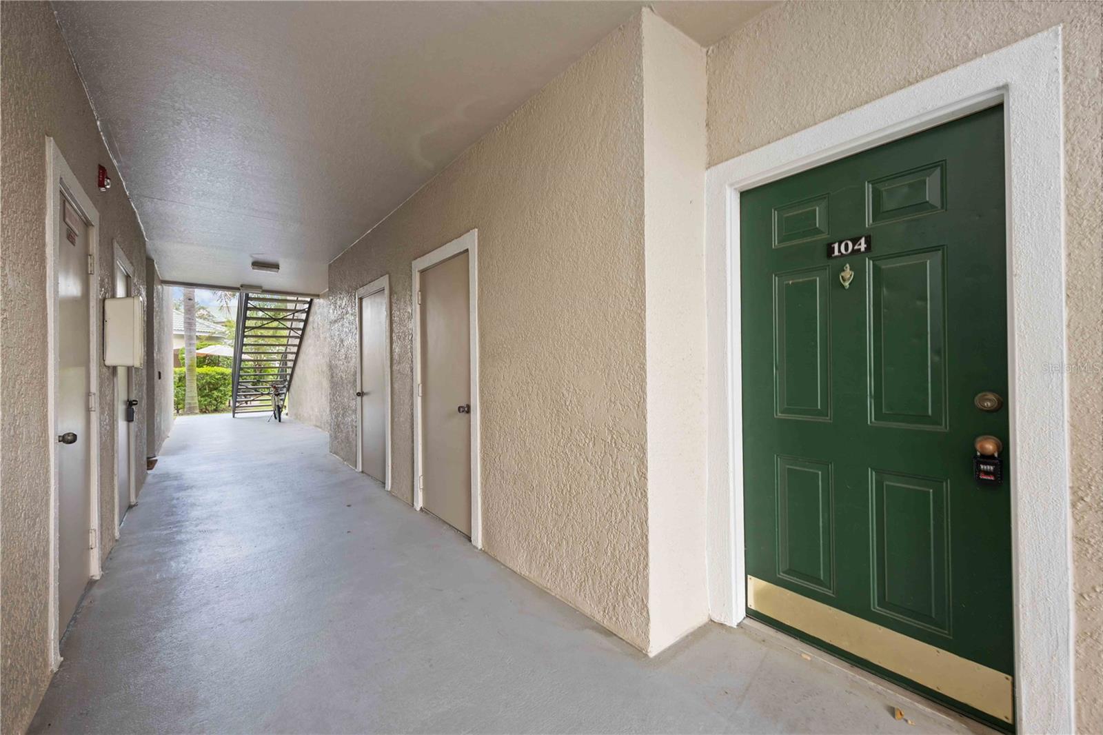 SERENADE ON PALMER RANCH - Residential Lease