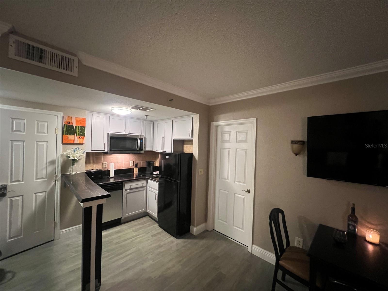 ENCLAVE AT ORLANDO - Residential