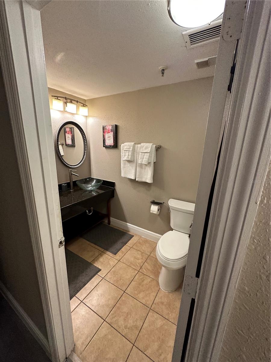 ENCLAVE AT ORLANDO - Residential