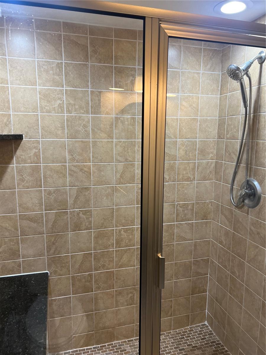 ENCLAVE AT ORLANDO - Residential
