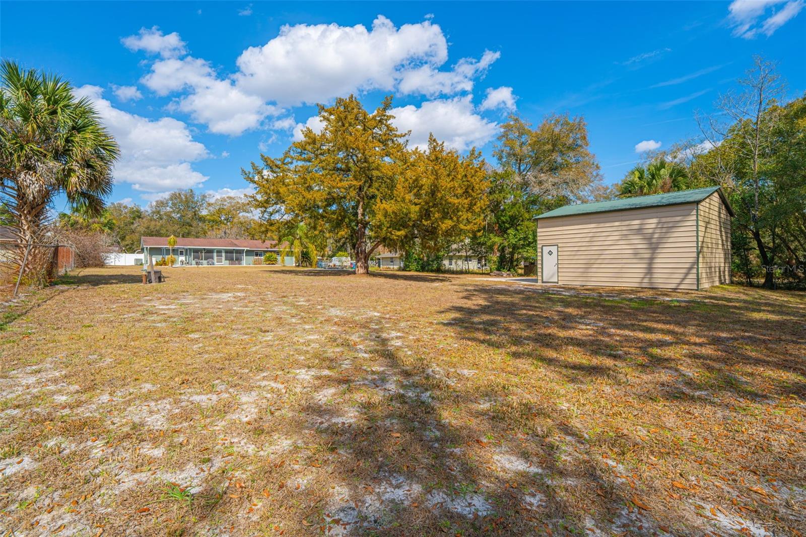 LAKE MOLLY - Residential