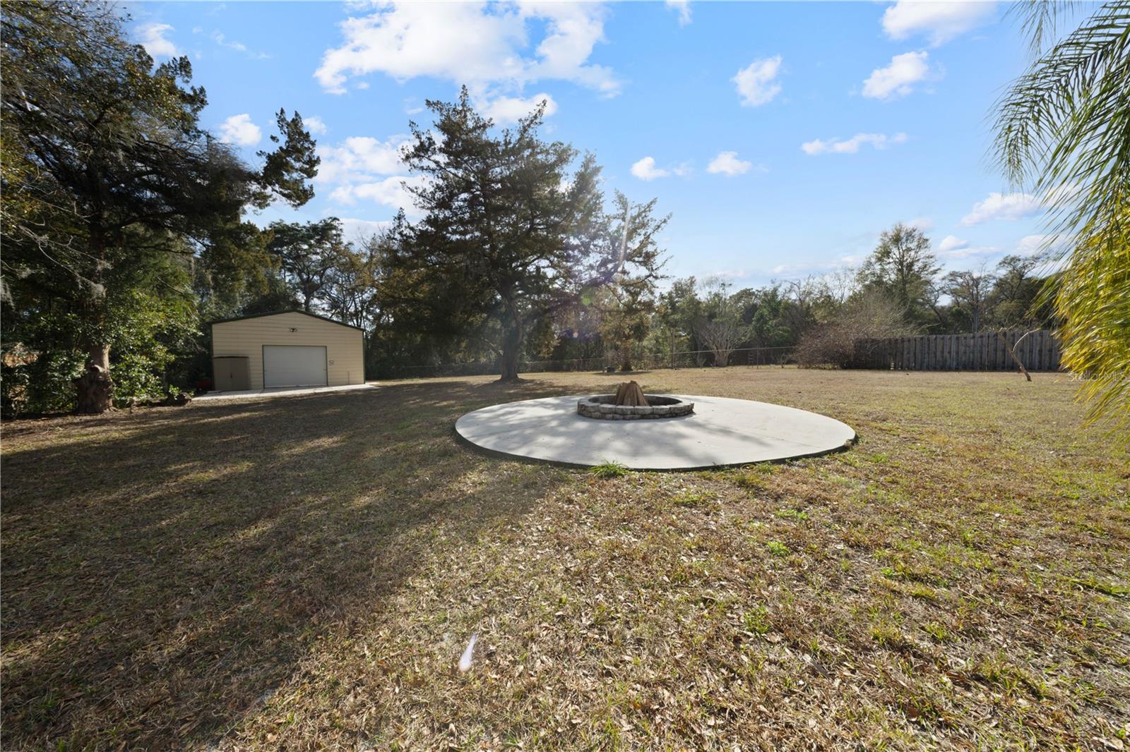 LAKE MOLLY - Residential