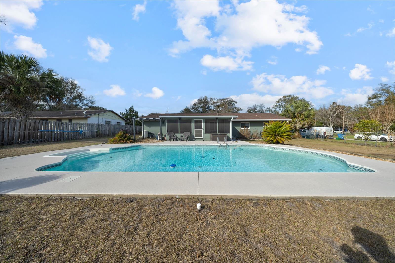 LAKE MOLLY - Residential