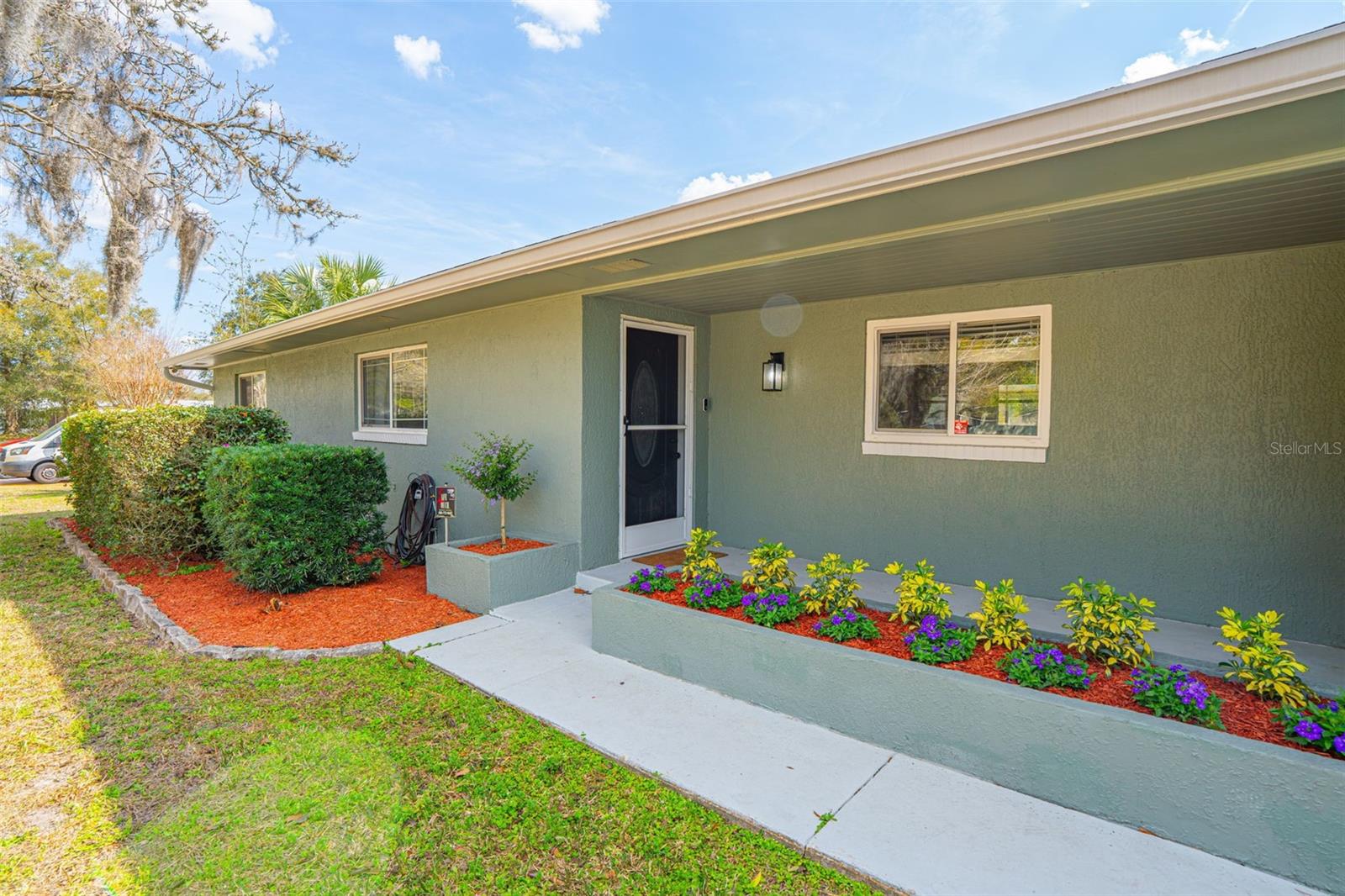 LAKE MOLLY - Residential