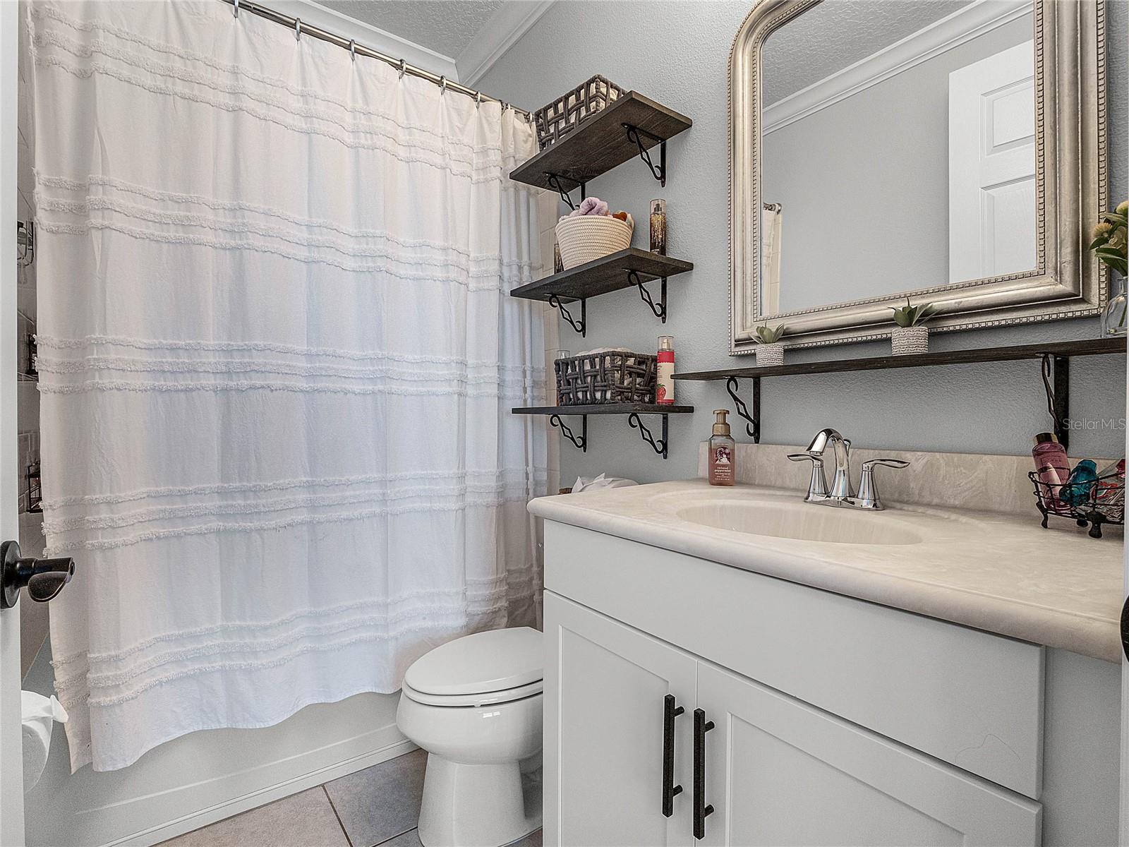 HICKORY HAMMOCK - Residential