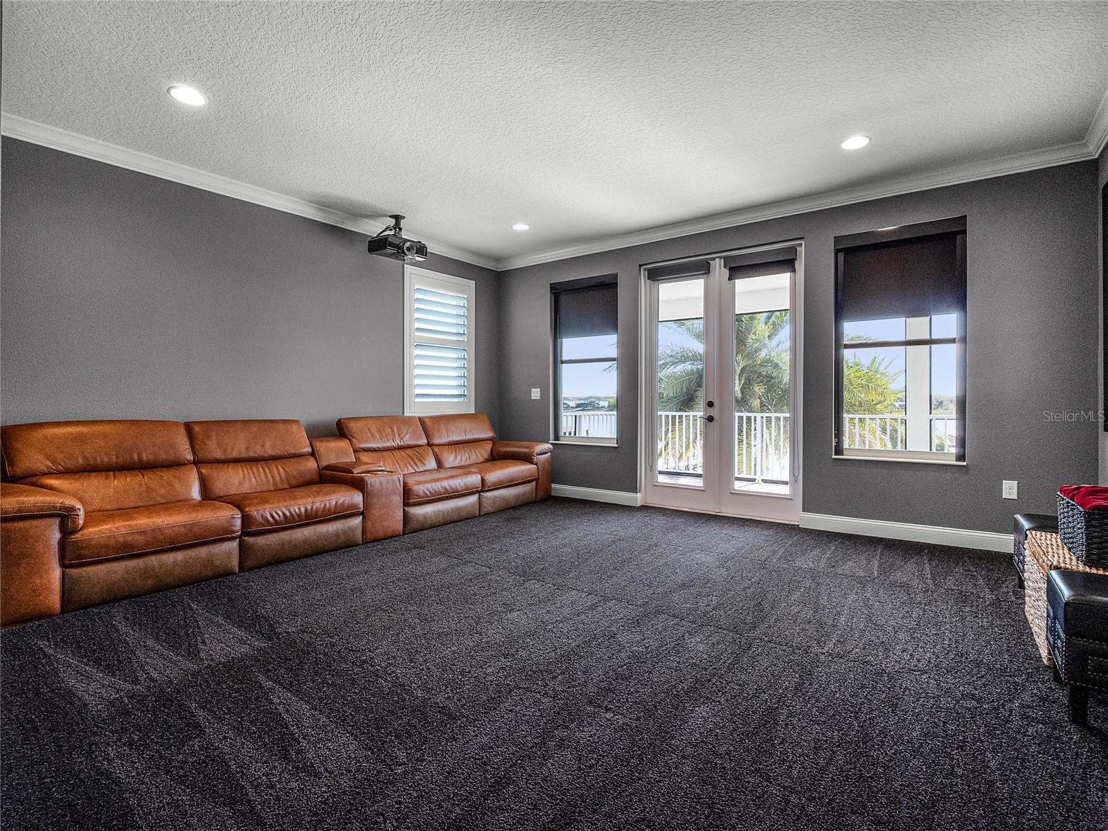 HICKORY HAMMOCK - Residential