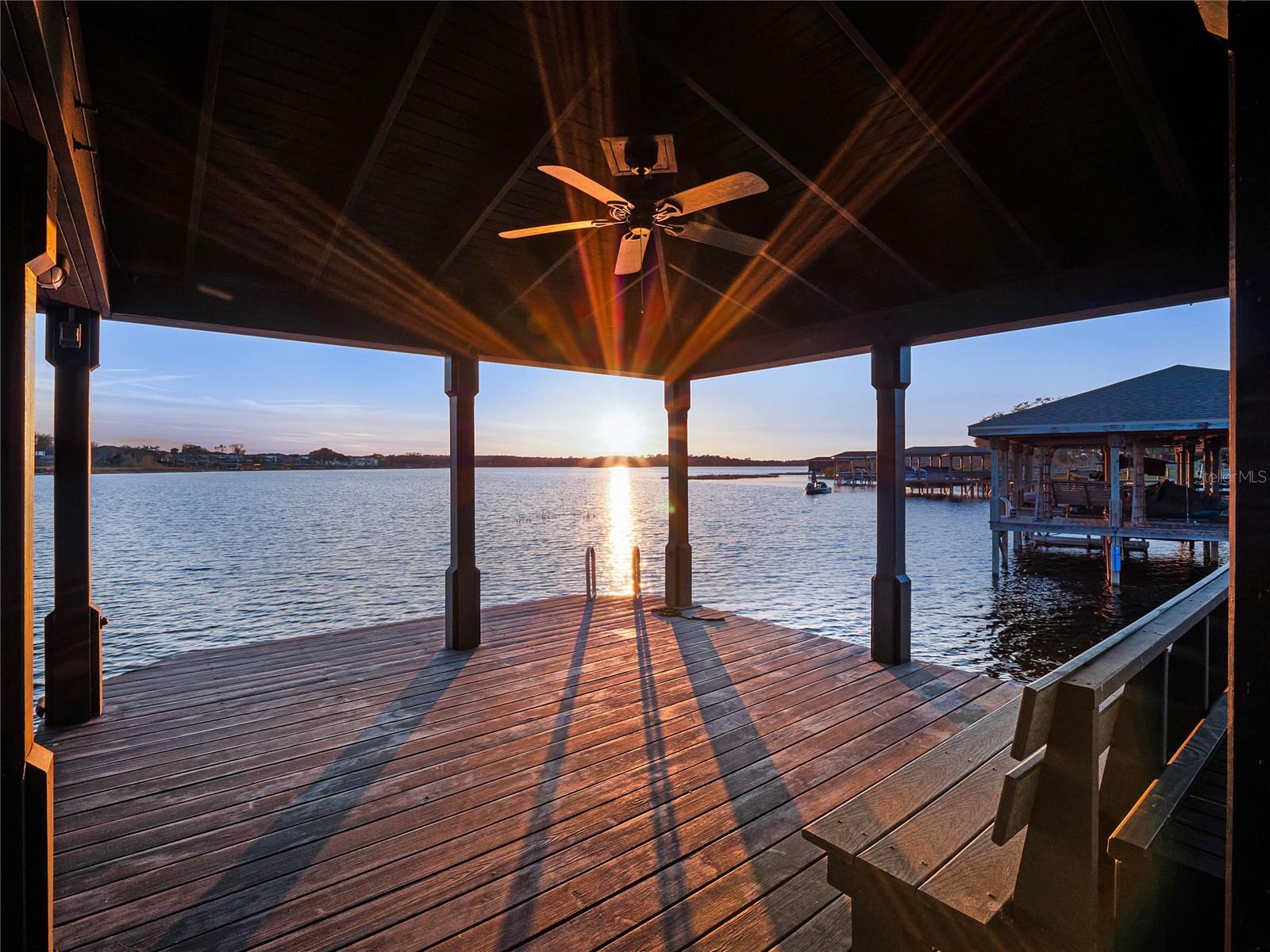 HICKORY HAMMOCK - Residential