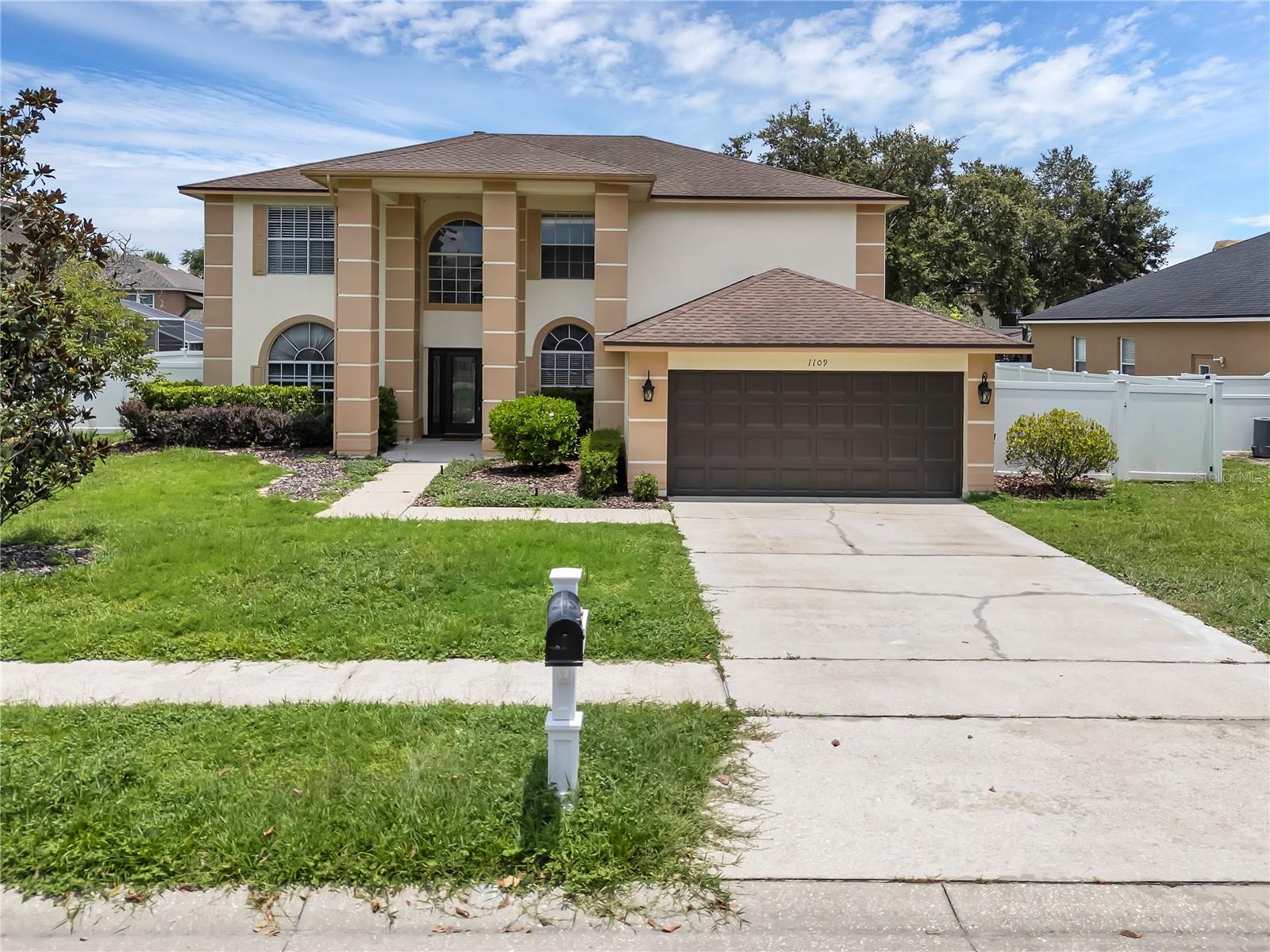 1109 NEEDLEWOOD LOOP