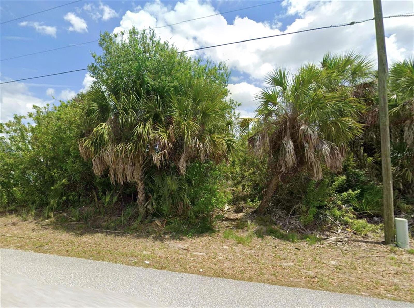 404 BARGER DRIVE, PORT CHARLOTTE, FL, 33954 2 404 BARGER DRIVE