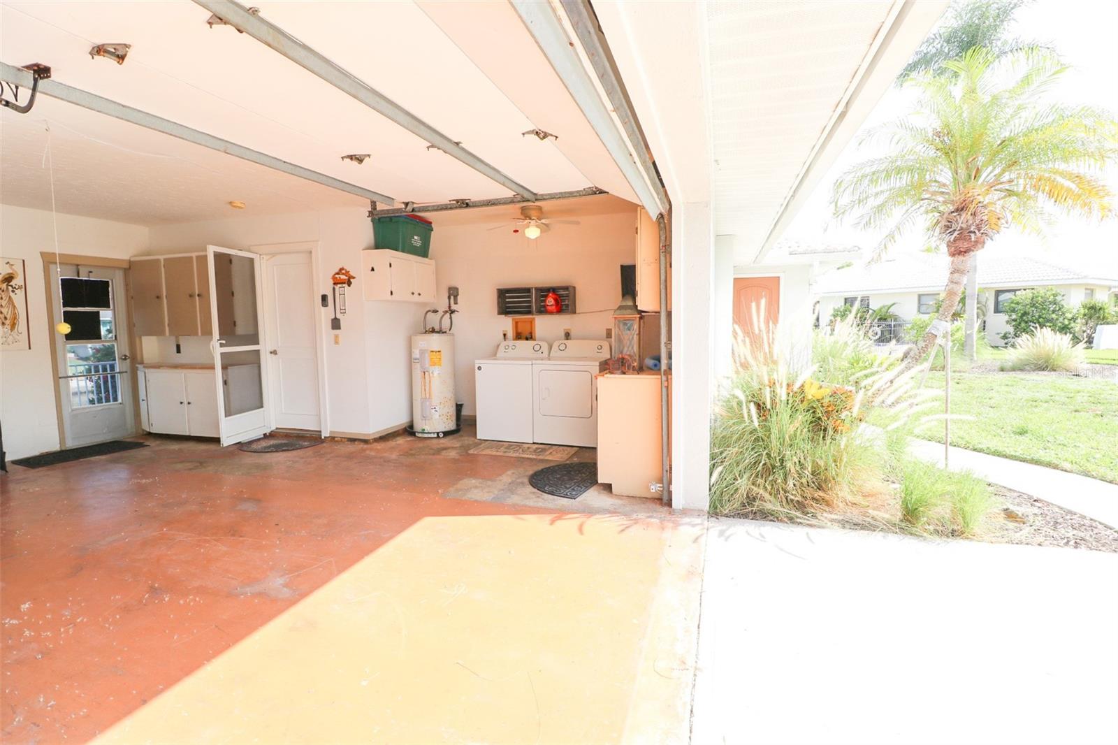 CASA RIO II - Residential Lease