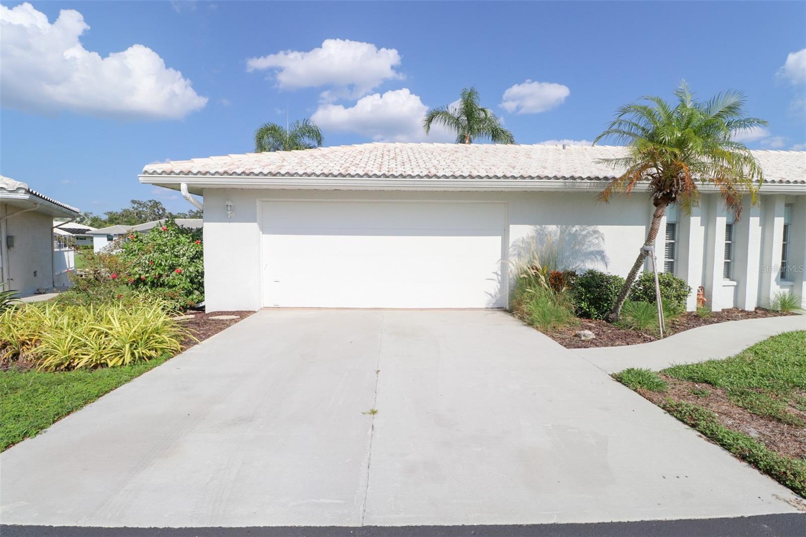 CASA RIO II - Residential Lease