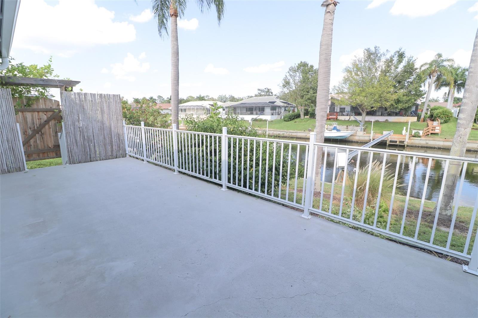 CASA RIO II - Residential Lease