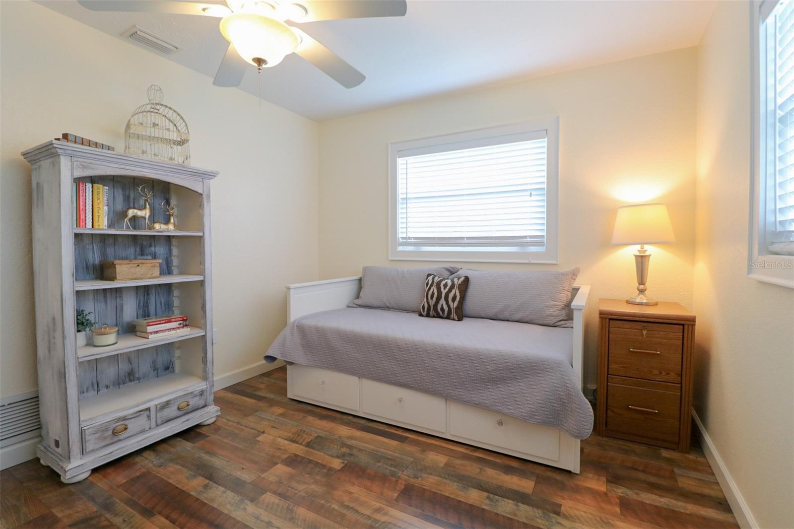 CASA RIO II - Residential Lease