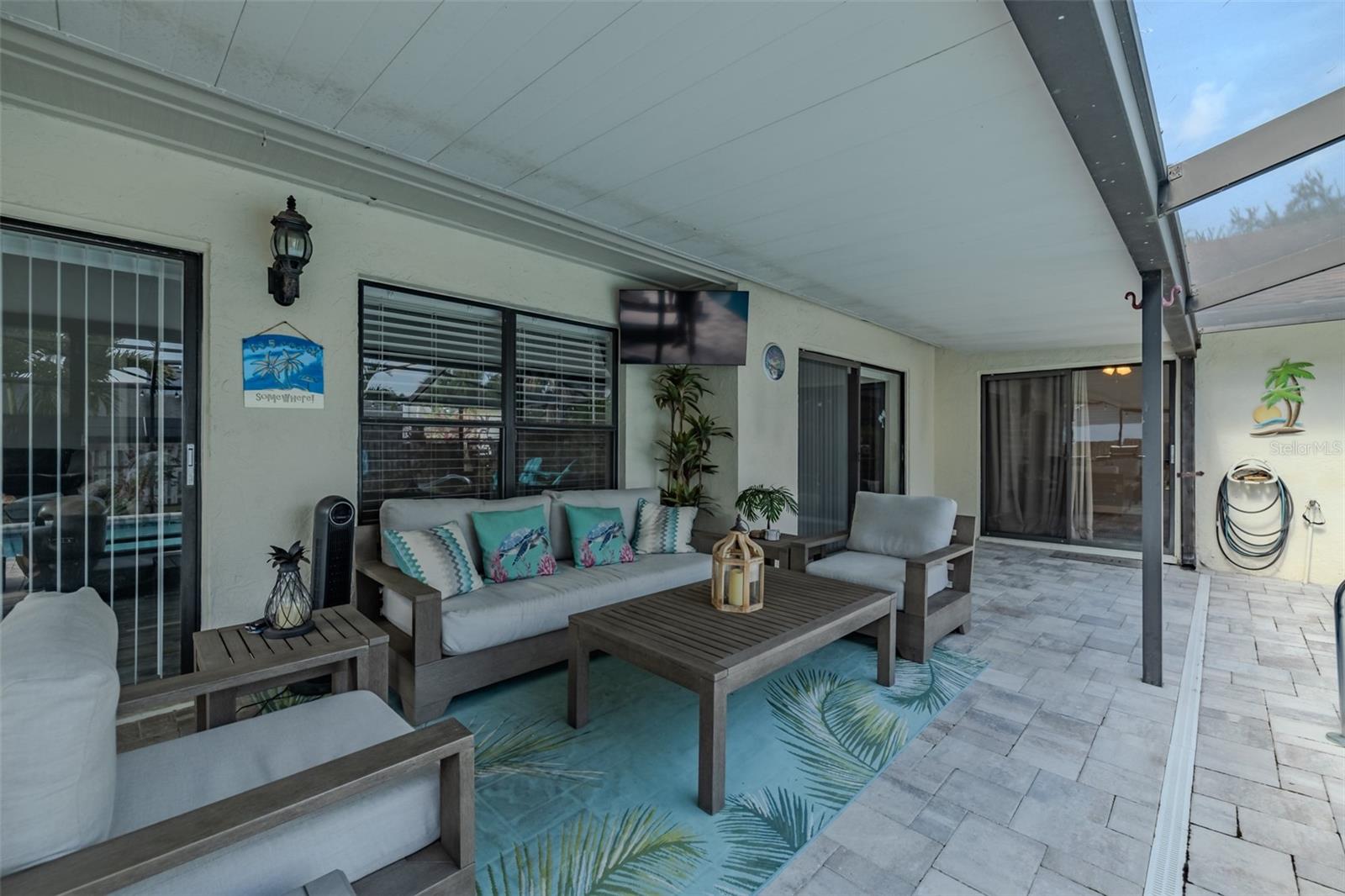 OLD HILLSBOROUGH ESTATES - Residential