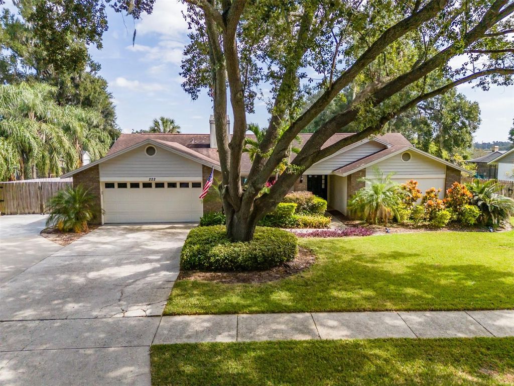 Photo of 222 Halton Circle, Seffner, FL 33584 (MLS # TB8441880)