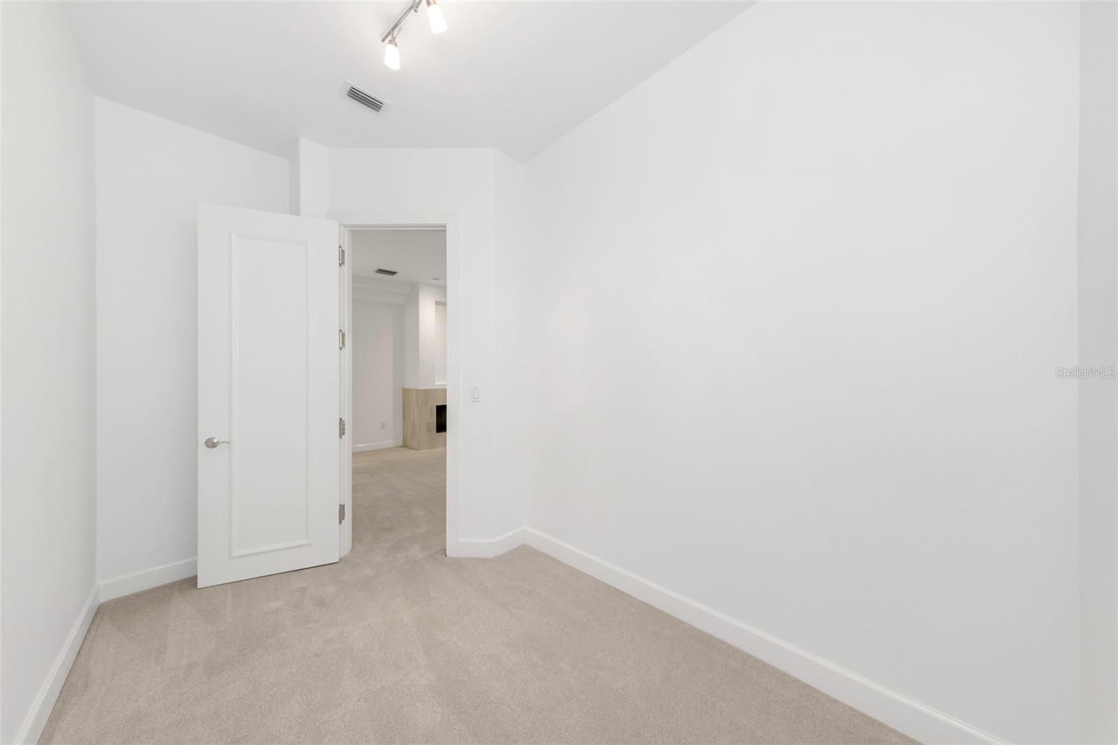 PHILIPPE POINTE - Residential