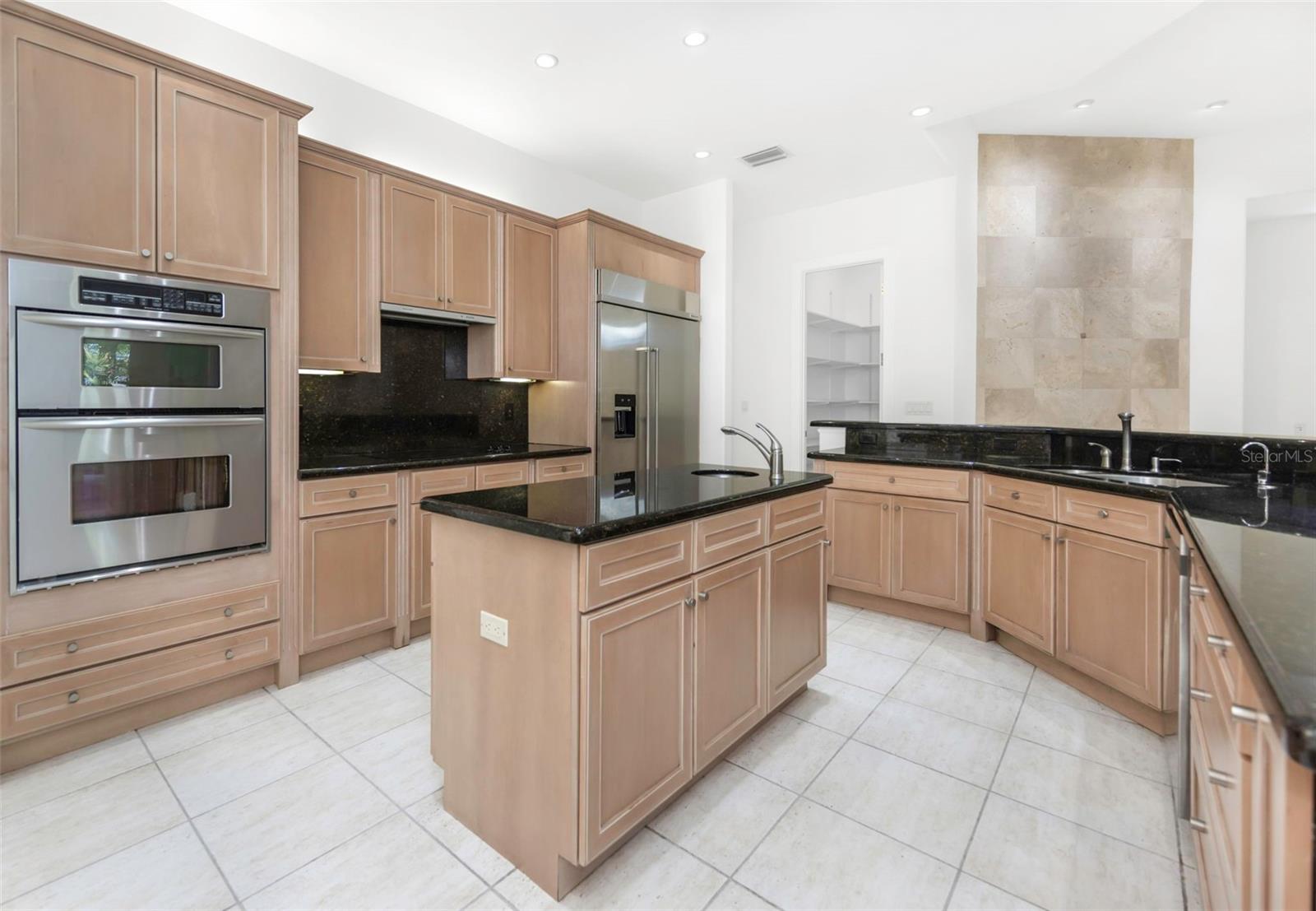 PHILIPPE POINTE - Residential