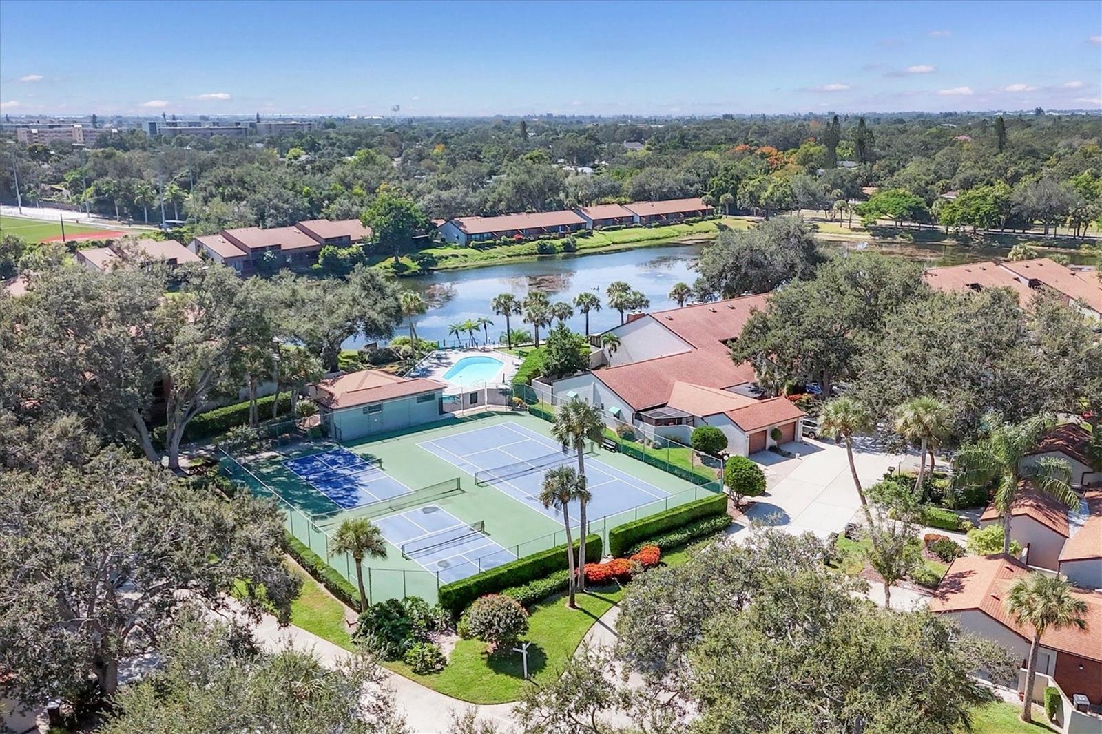 FORTY THREE WEST OAKS II - Residential