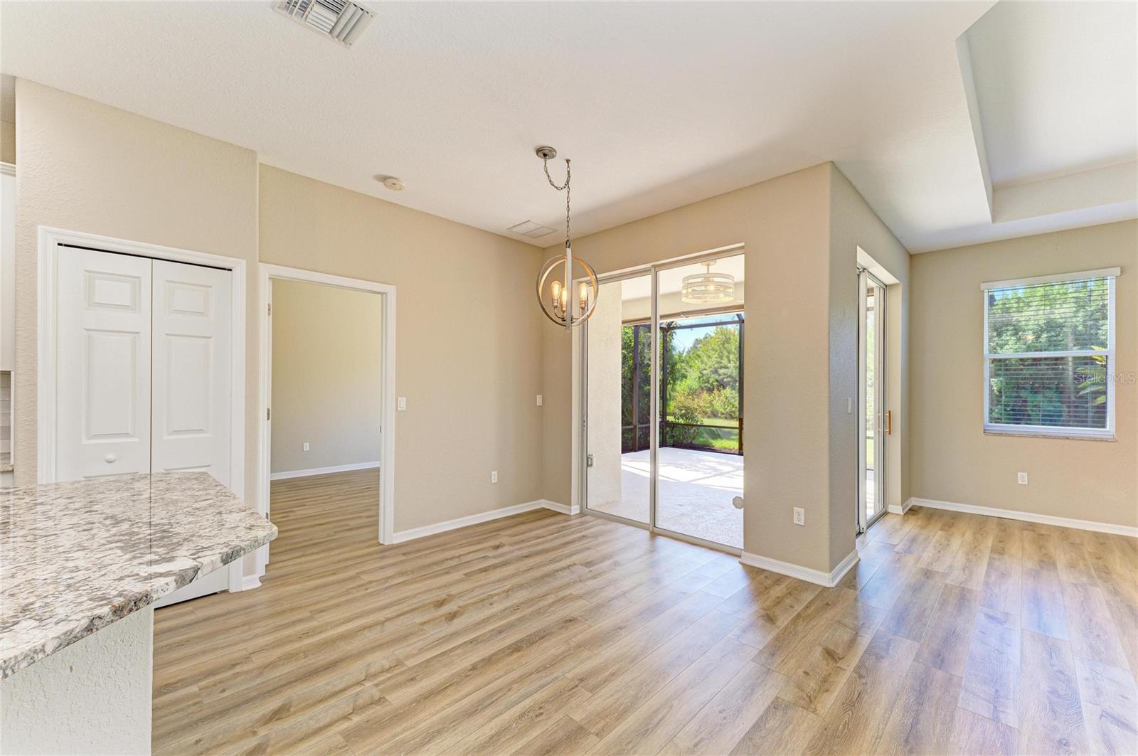 350 RIVER ENCLAVE COURT