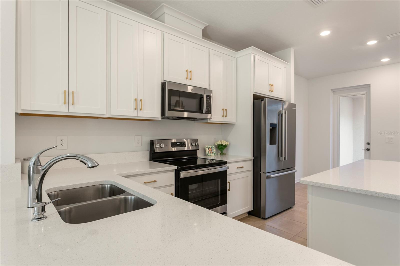 1741 CLEAT LANE, SARASOTA, FL, 34240 4 1741 CLEAT LANE