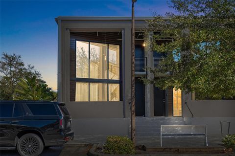 213 N 12TH STREET TAMPA FL 33602