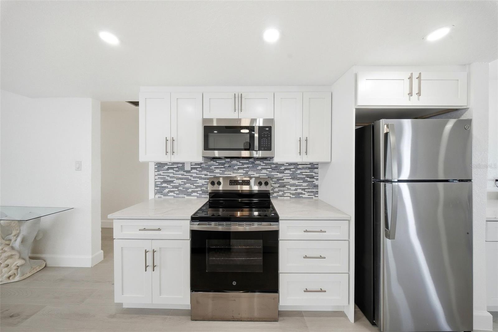 FLOR A MAR - Residential