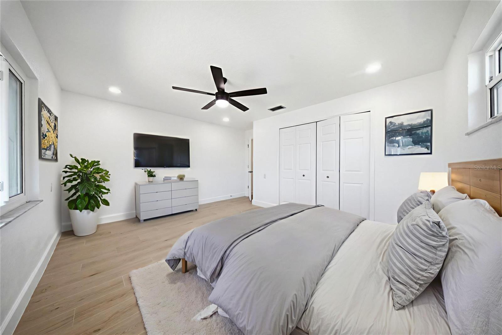 FLOR A MAR - Residential