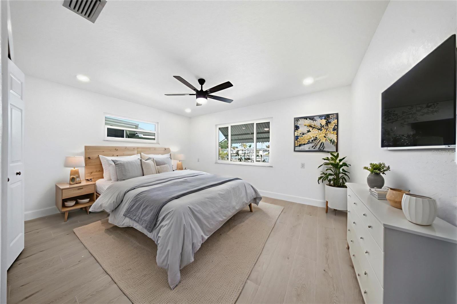 FLOR A MAR - Residential