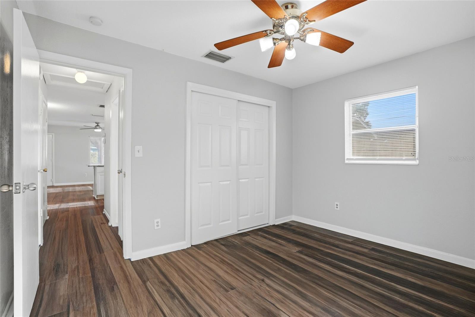 CRESTMONT - Residential