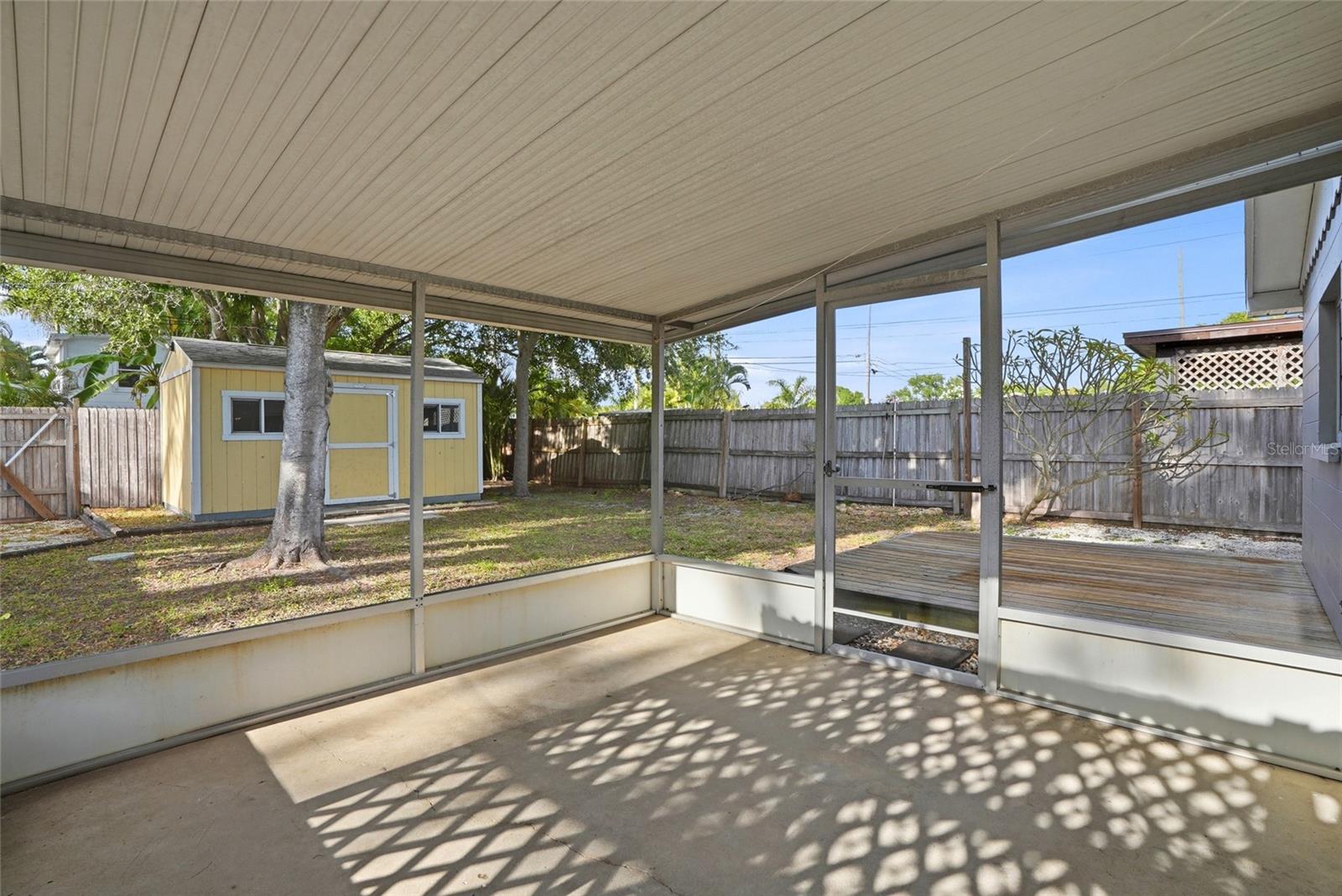 CRESTMONT - Residential