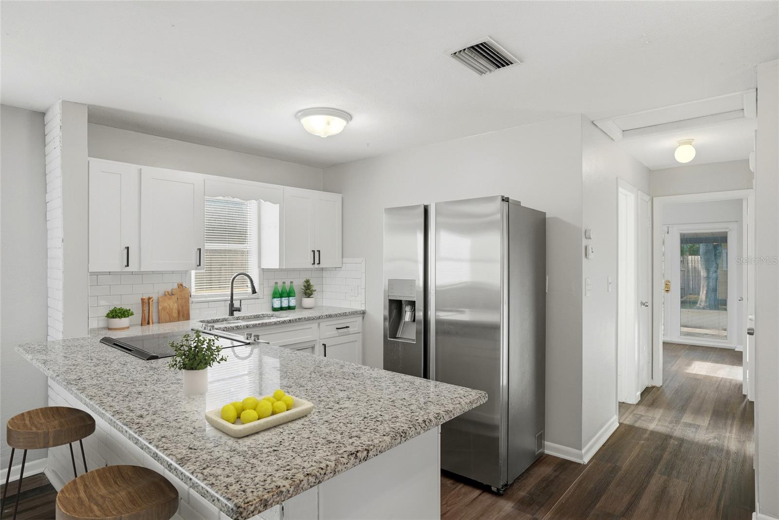 CRESTMONT - Residential