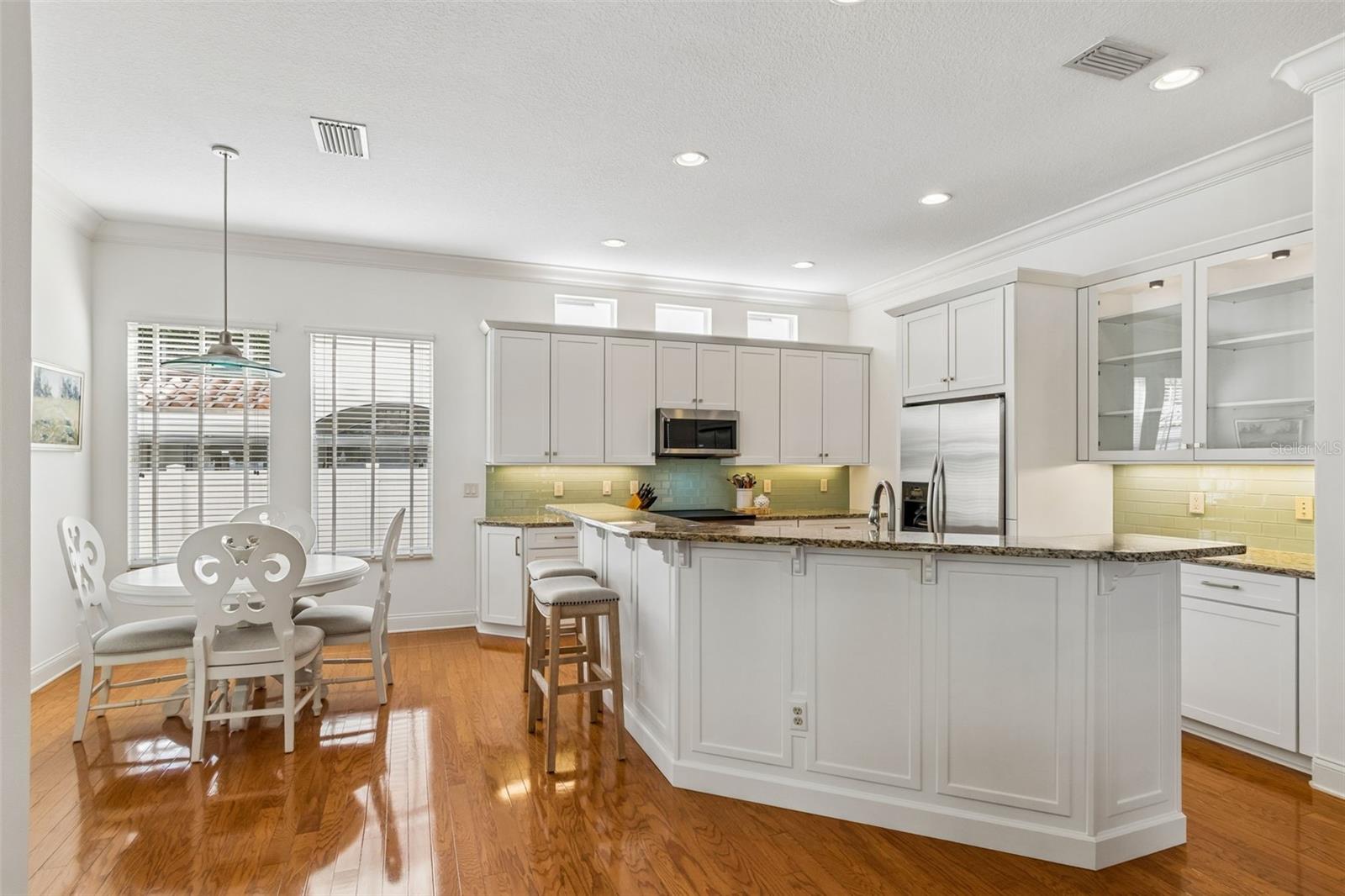 3303 W FIELDER STREET