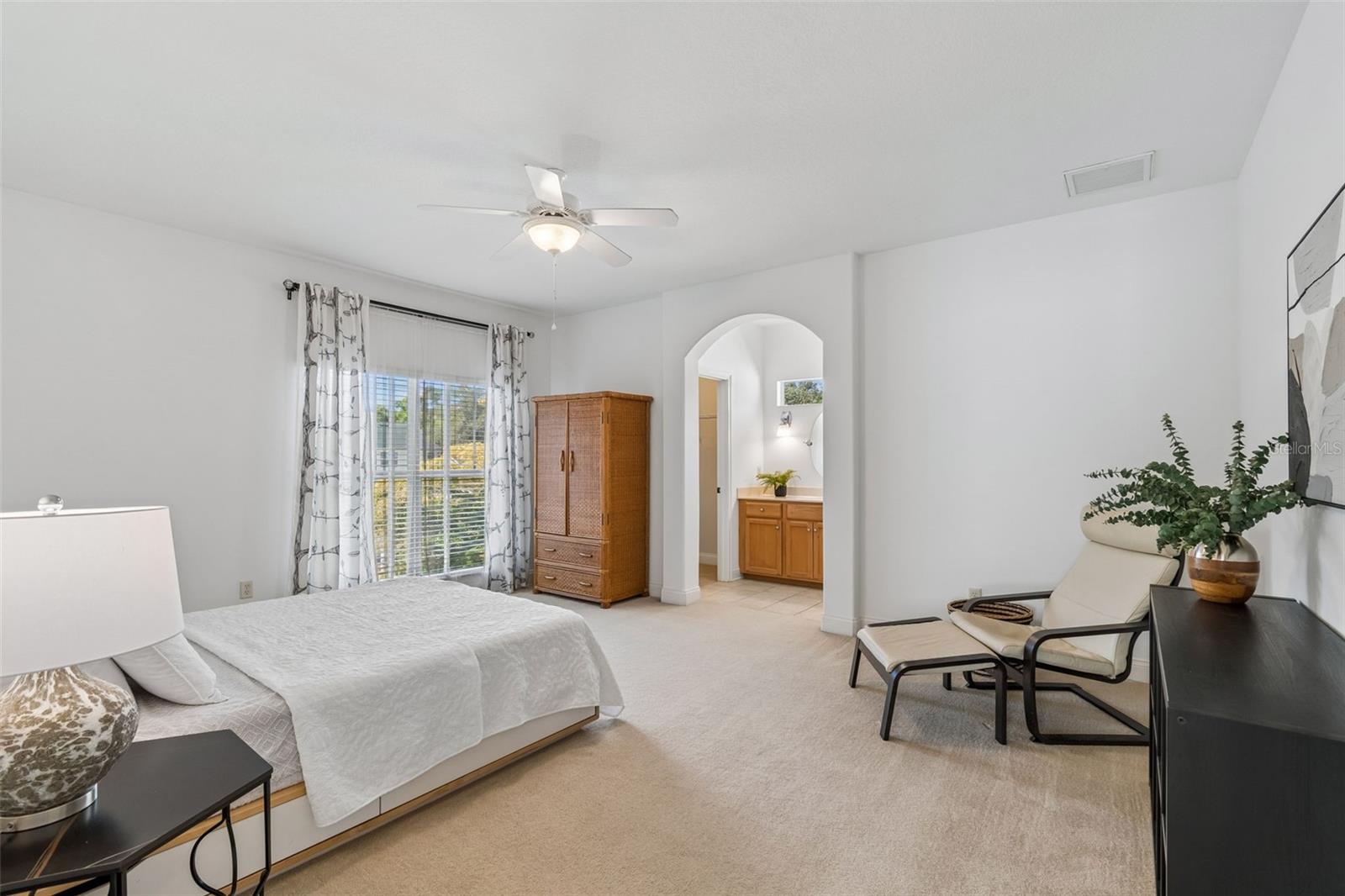 OAKELLARS - Residential