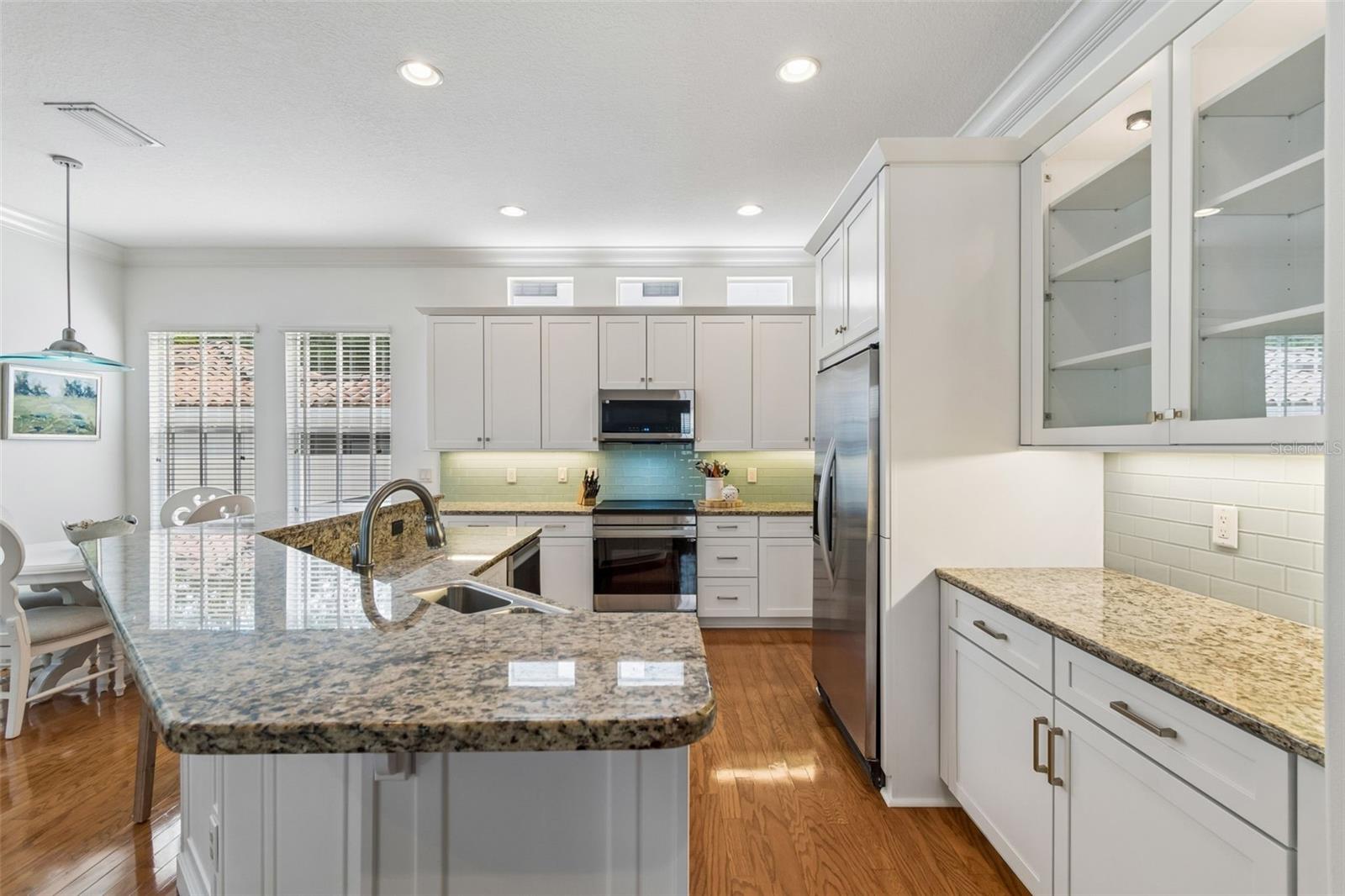 OAKELLARS - Residential