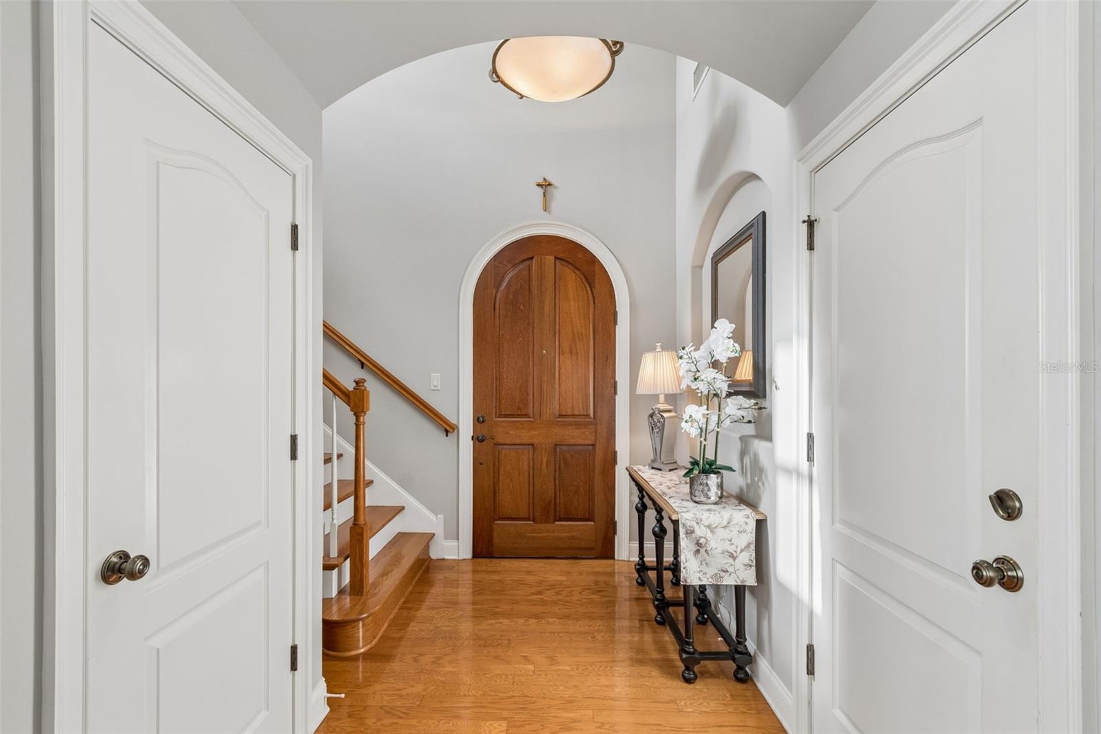 OAKELLARS - Residential