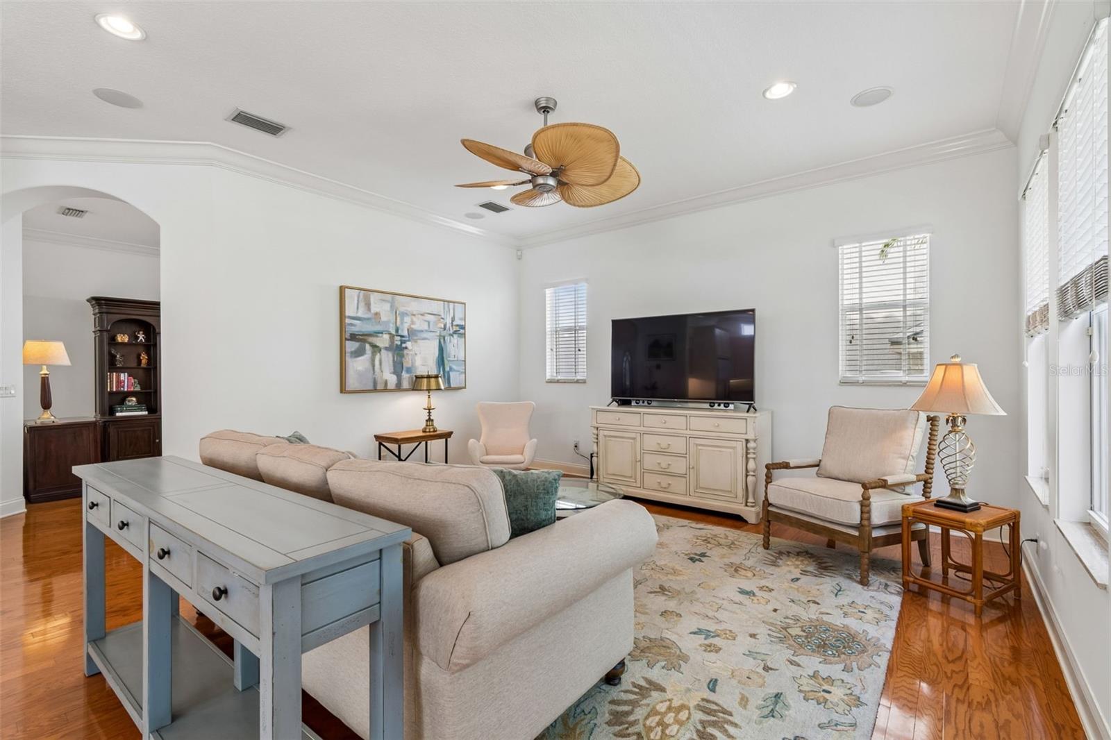 OAKELLARS - Residential