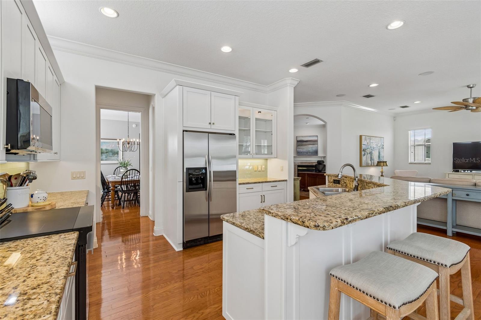 OAKELLARS - Residential