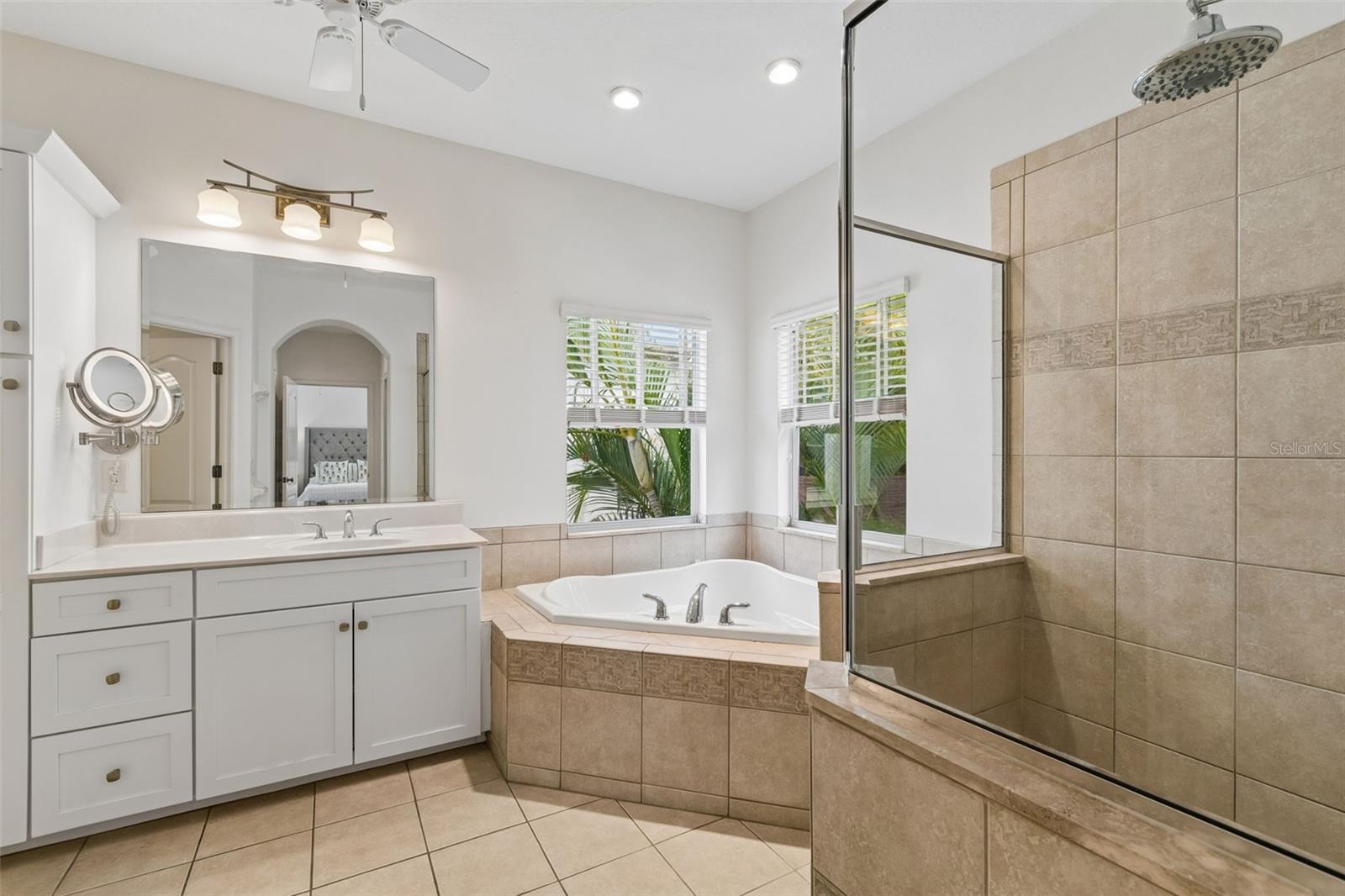 OAKELLARS - Residential