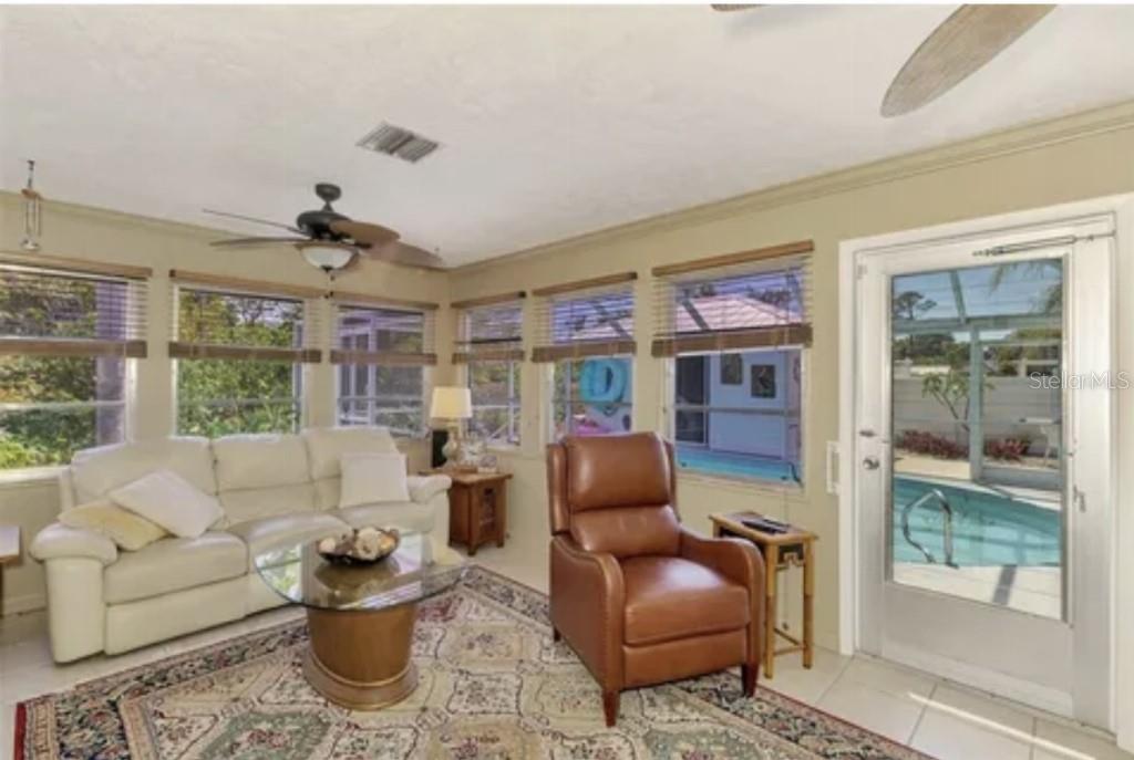 MAY TERRACE - Residential