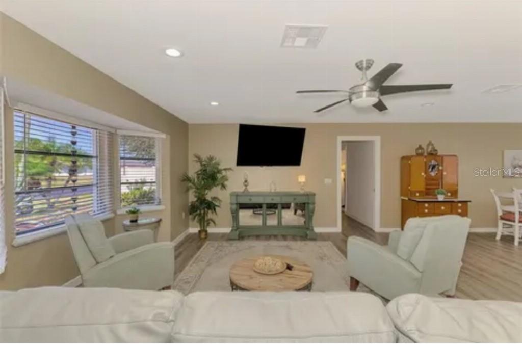 MAY TERRACE - Residential