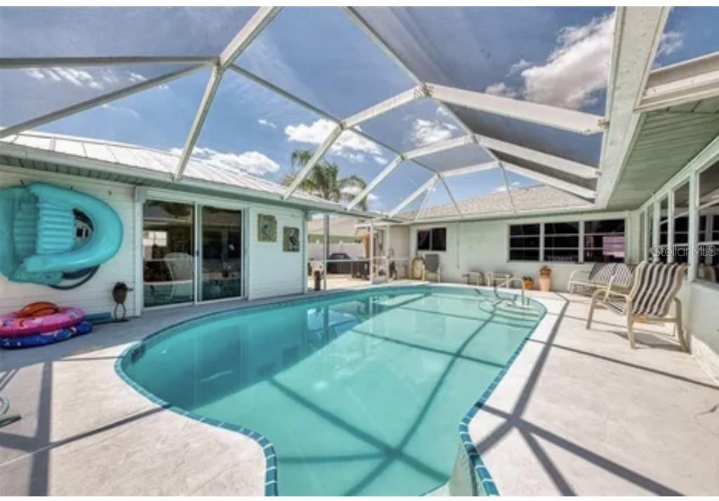 MAY TERRACE - Residential