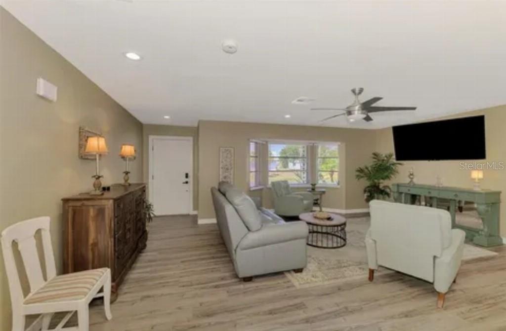 MAY TERRACE - Residential