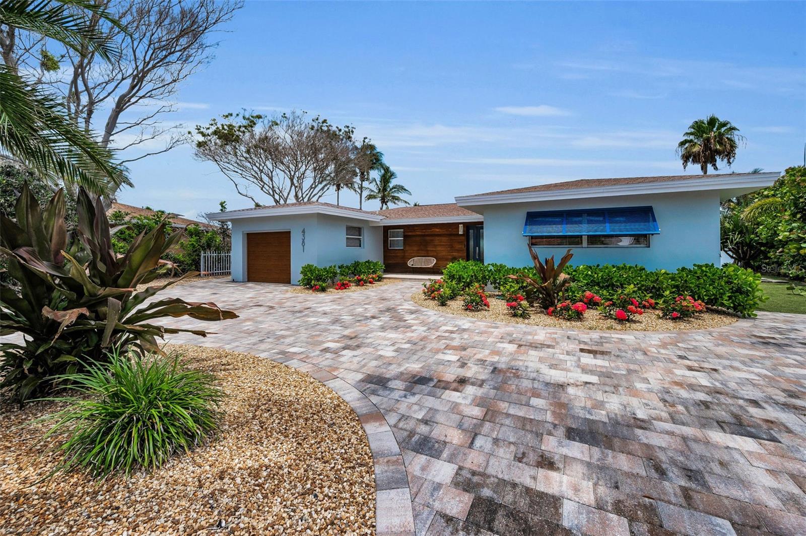 4381 POINSETTIA DRIVE