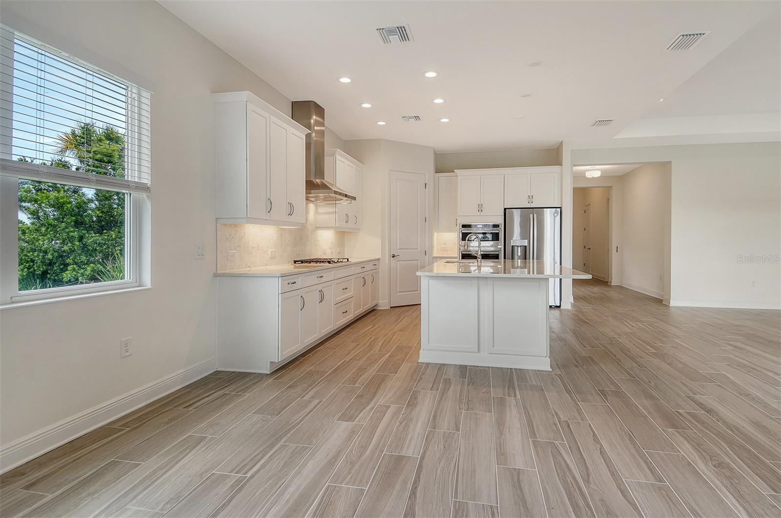 AVELINA WELLEN PARK VILLAGE F-2 - Residential