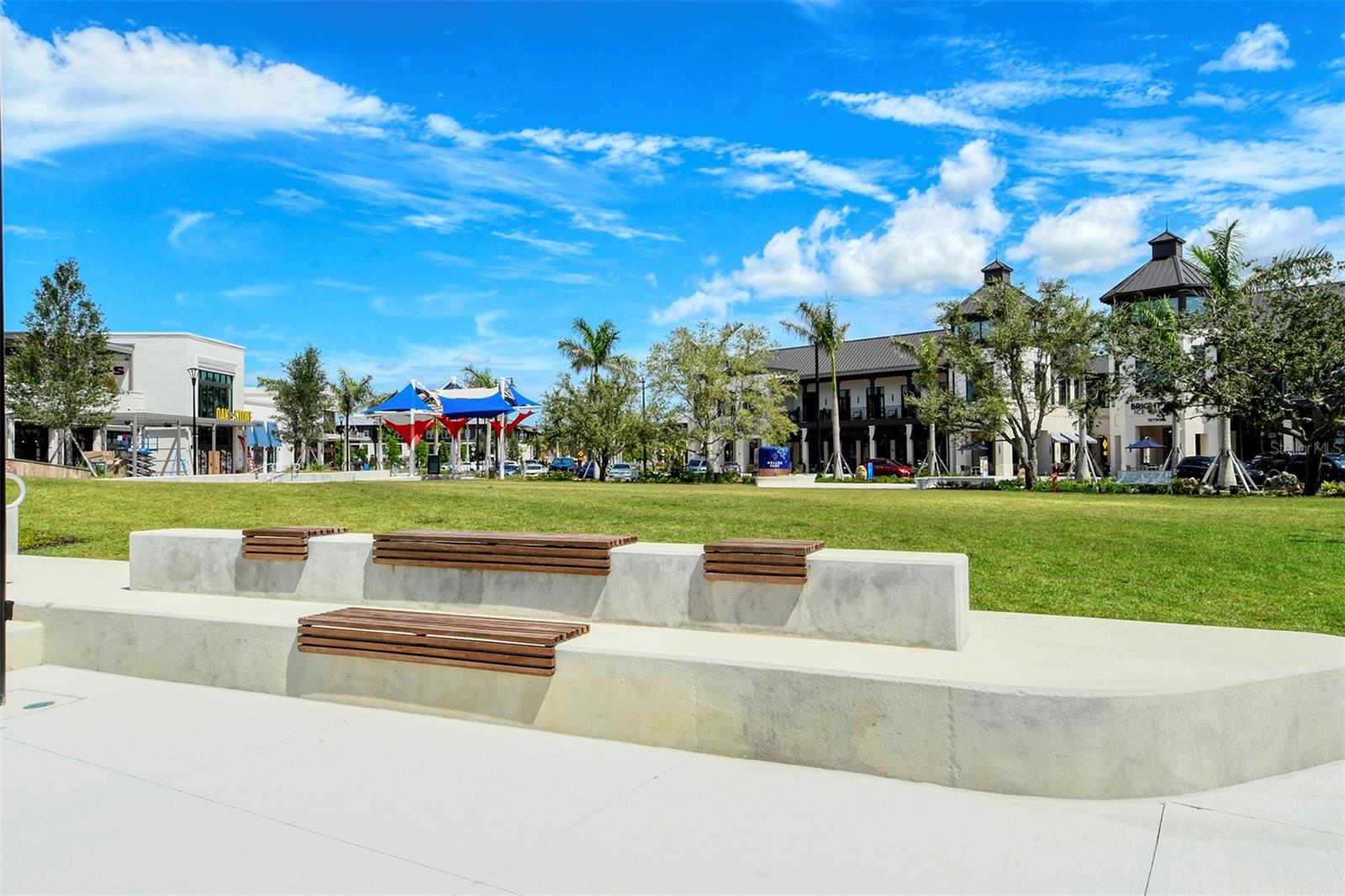 AVELINA WELLEN PARK VILLAGE F-2 - Residential