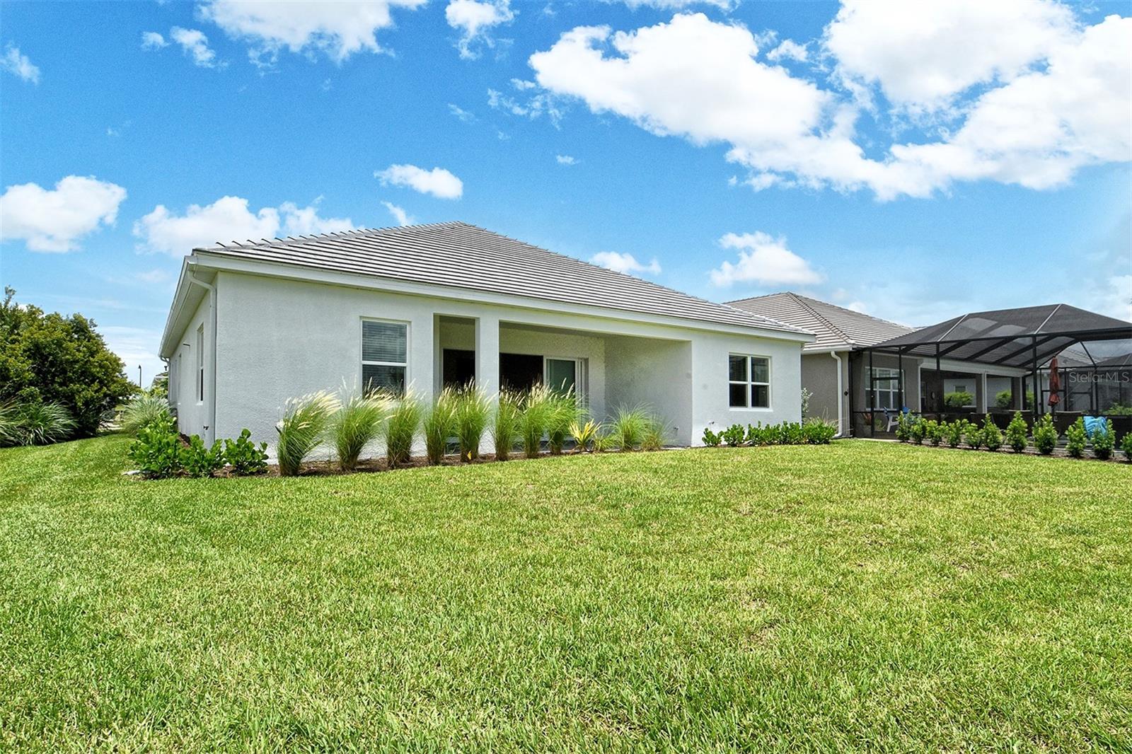 AVELINA WELLEN PARK VILLAGE F-2 - Residential