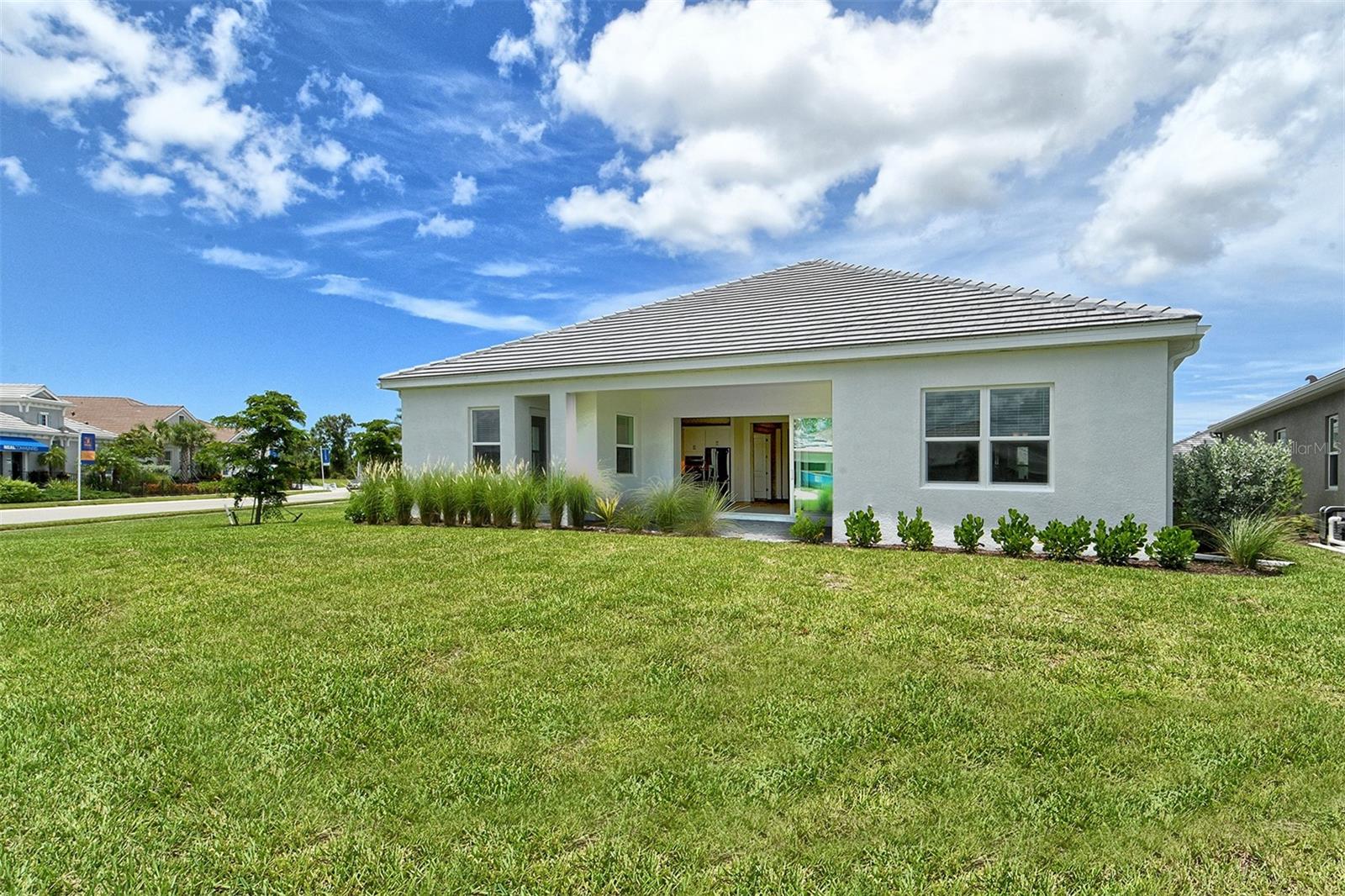 AVELINA WELLEN PARK VILLAGE F-2 - Residential