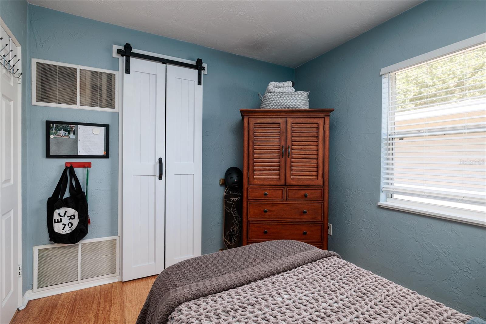 SNELL GARDENS SUB - Residential